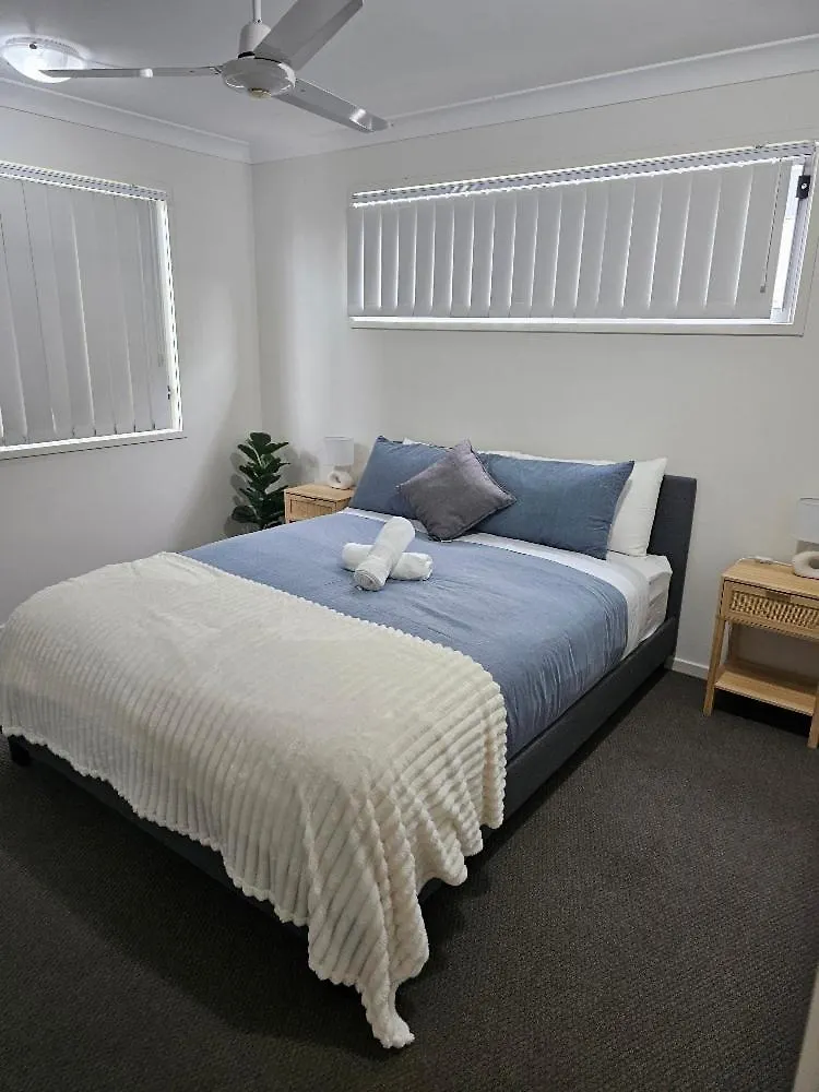 Homely & Welcoming In Mango Hill North Lakes 0*,  Australië
